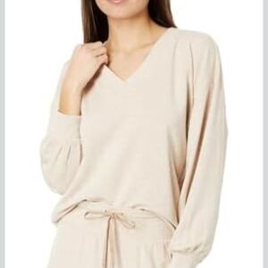 Travis Mathew Women's V-Neck Sweater in Natural Heather Beige